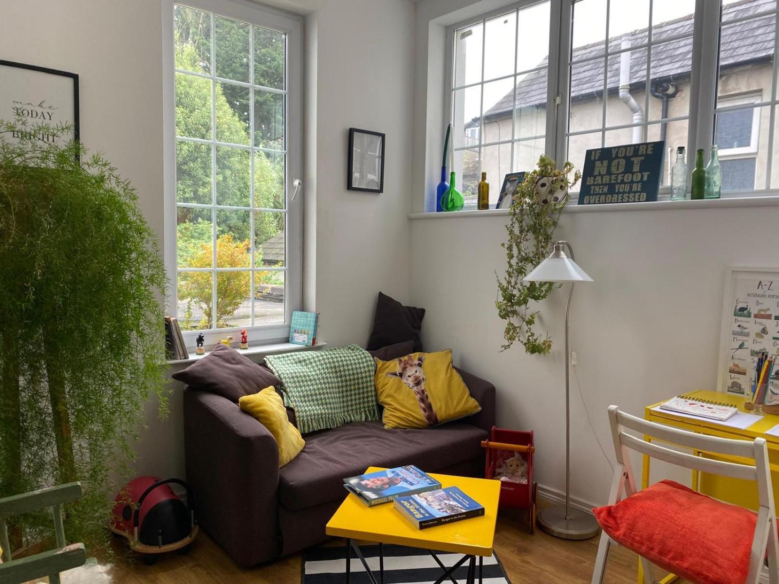 True Colours Apartment In Central Location Bangor  Kültér fotó